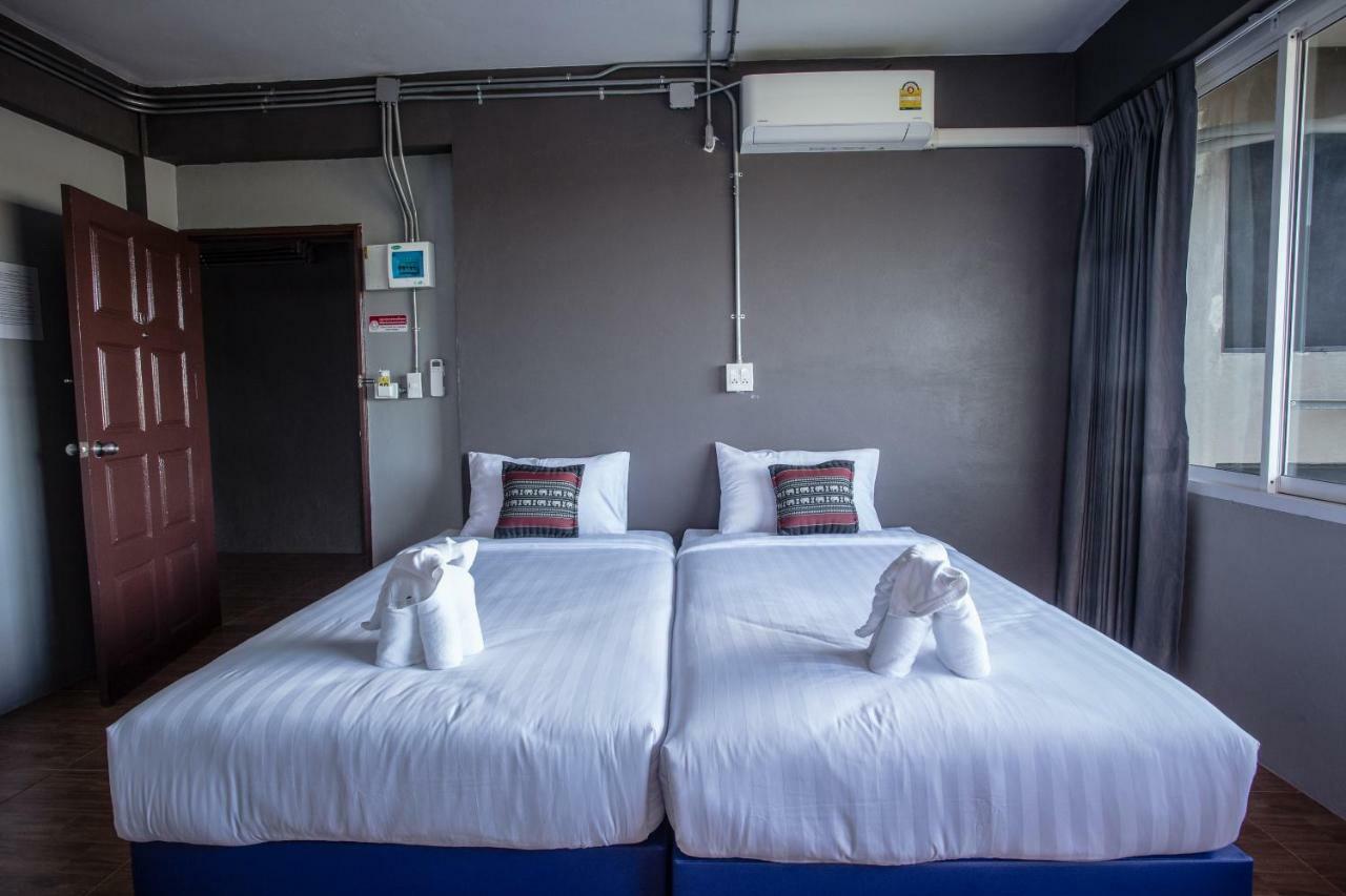 Baan Chang Hotel & Coffee House Так Экстерьер фото