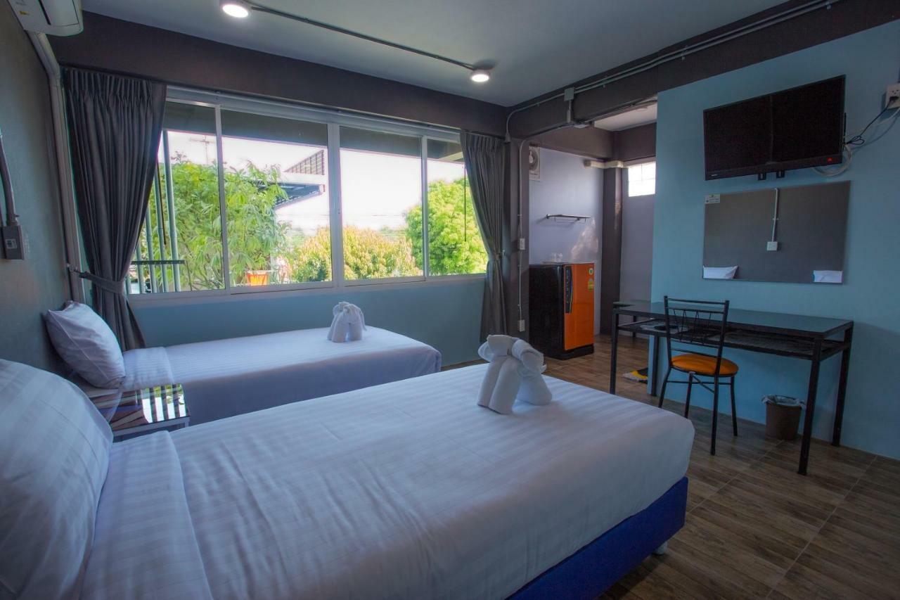 Baan Chang Hotel & Coffee House Так Экстерьер фото