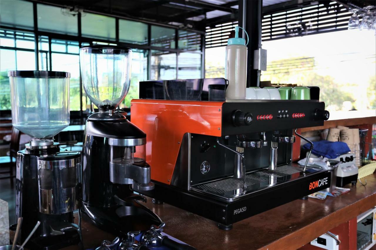 Baan Chang Hotel & Coffee House Так Экстерьер фото