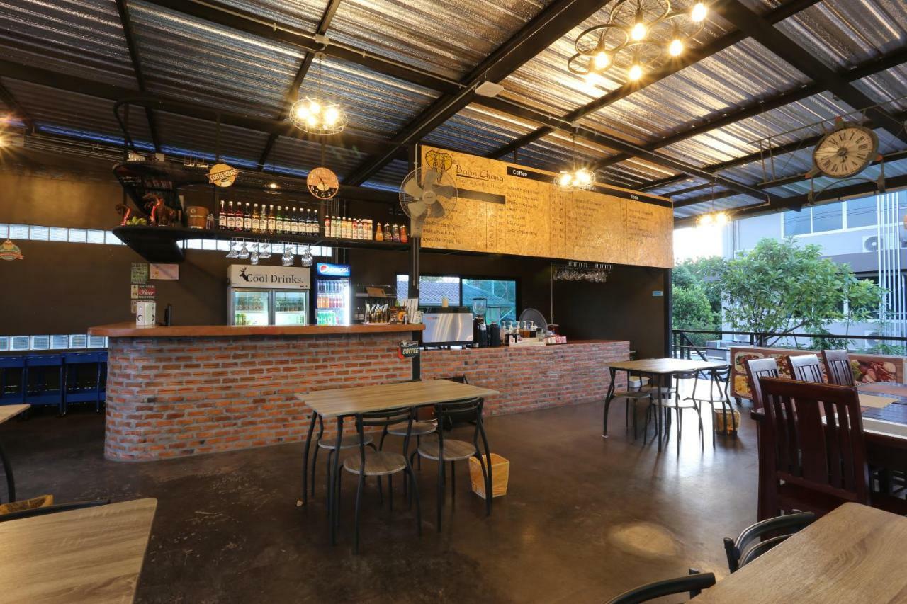 Baan Chang Hotel & Coffee House Так Экстерьер фото